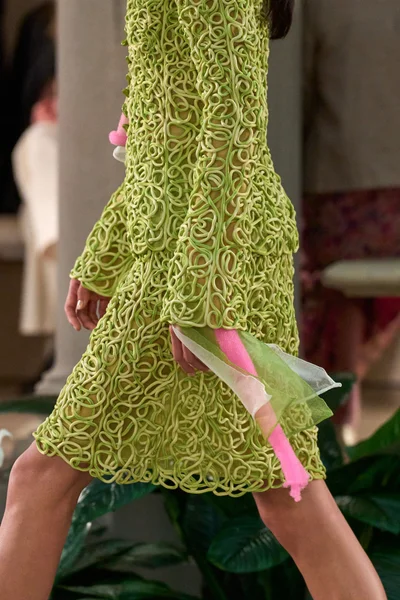 Look 104